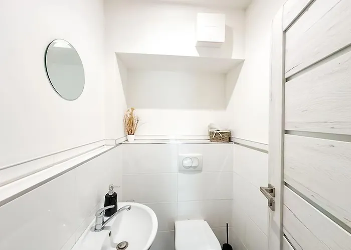 Simcity Iv I Business & Style 아파트 반스카비스트리카