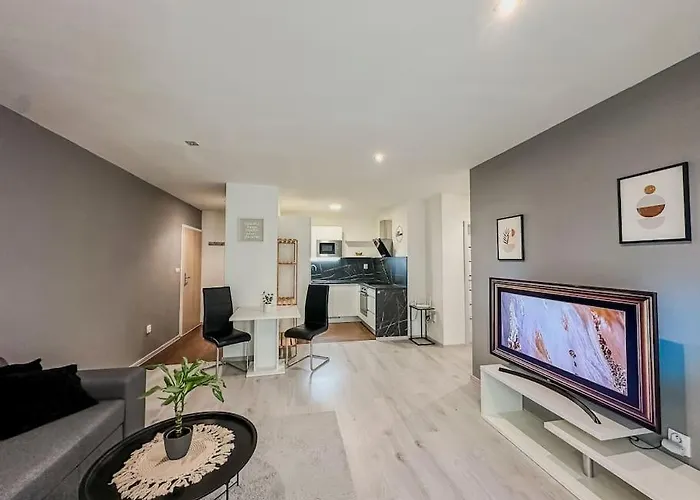 Simcity Iv I Business & Style *